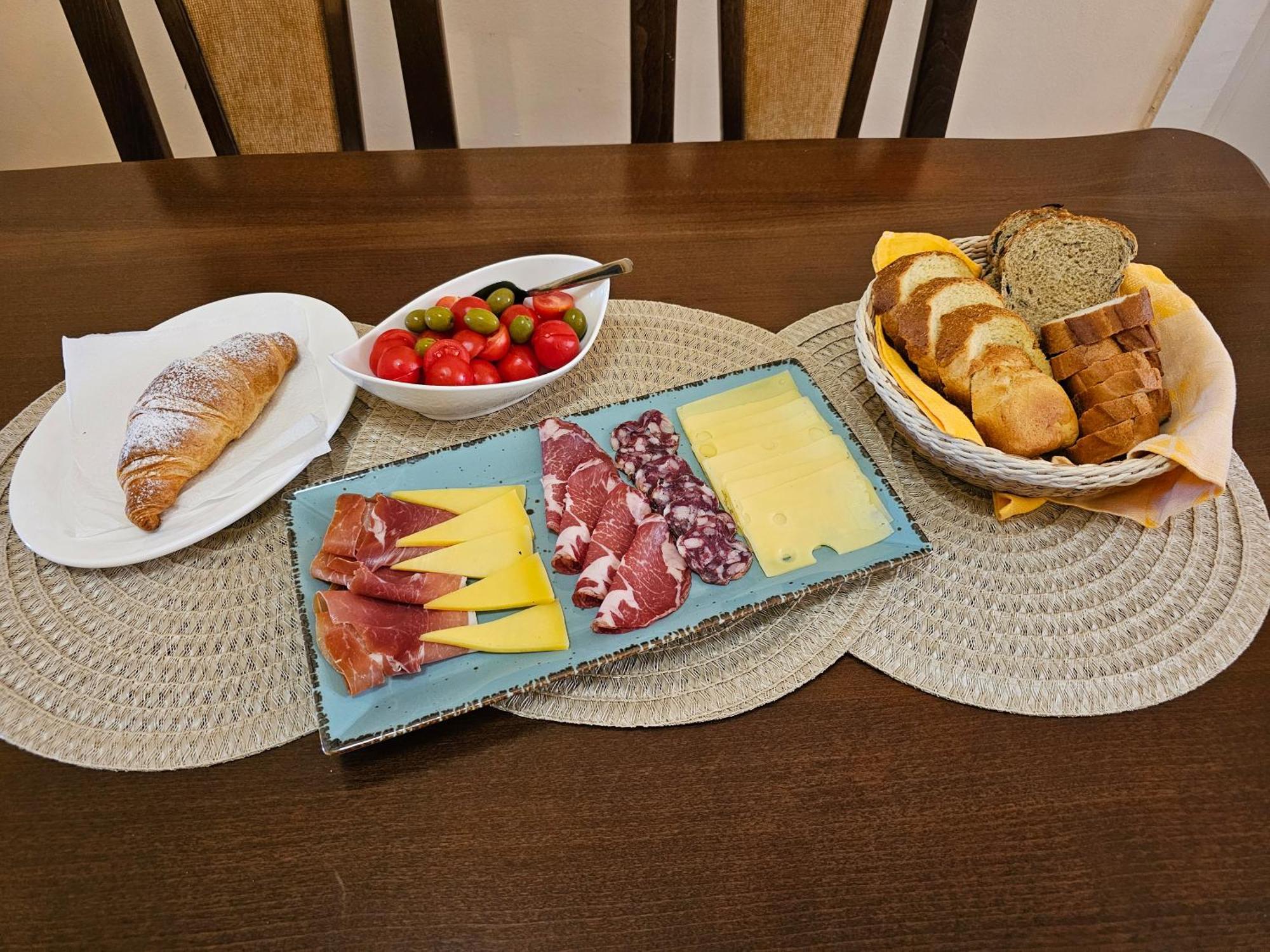 Guesthouse Villa Marija Мотовун Екстер'єр фото