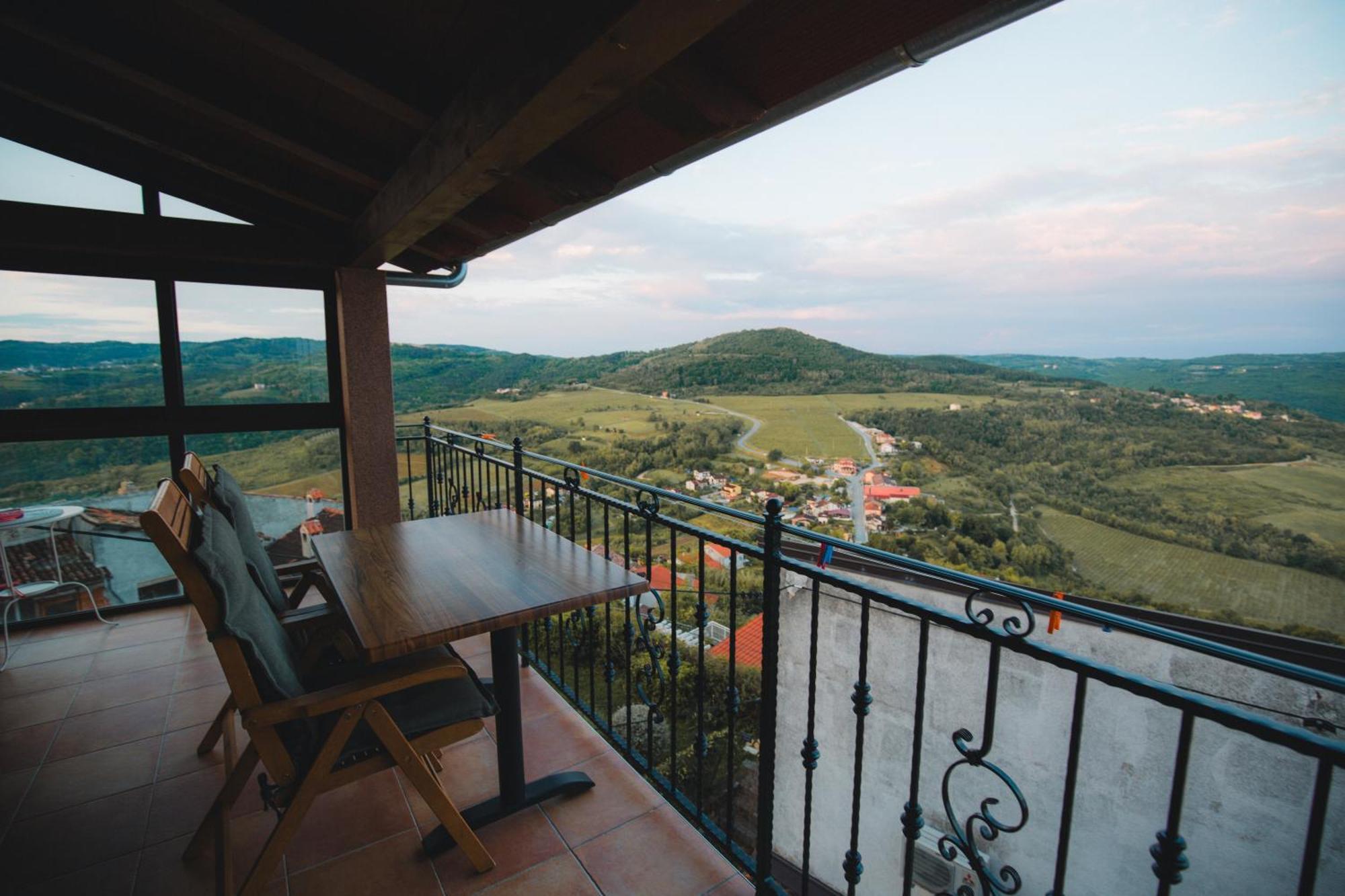 Guesthouse Villa Marija Мотовун Екстер'єр фото
