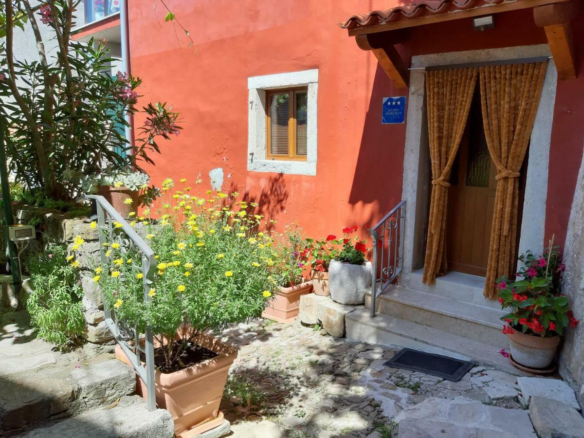 Guesthouse Villa Marija Мотовун Екстер'єр фото